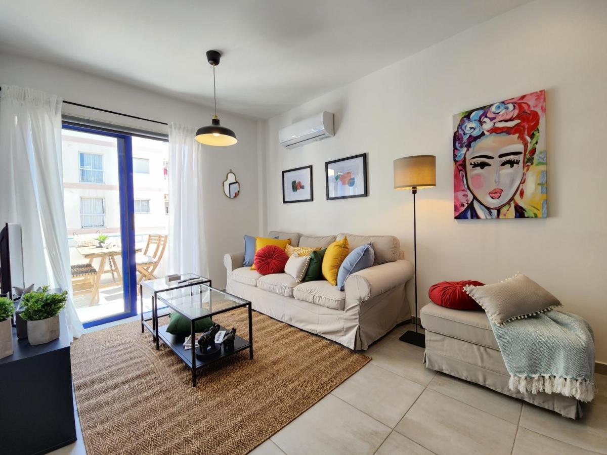 Frida's Cozy Two Bedroom Apt Larnaca Zewnętrze zdjęcie