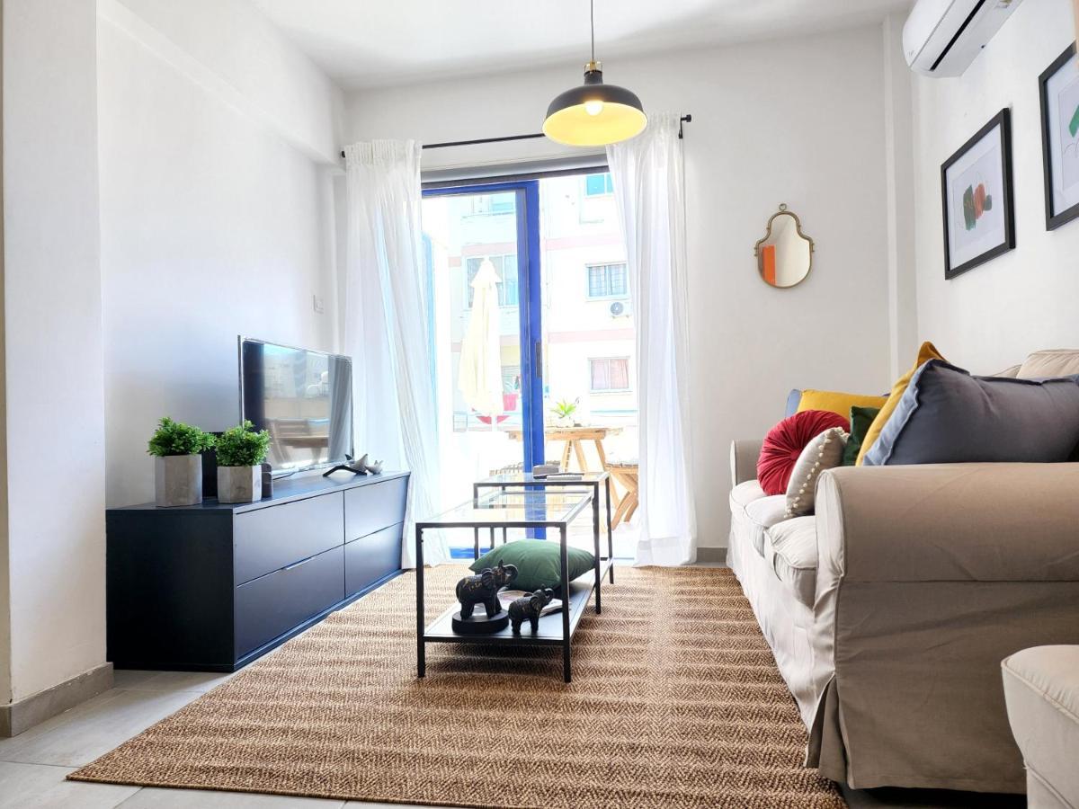 Frida's Cozy Two Bedroom Apt Larnaca Zewnętrze zdjęcie