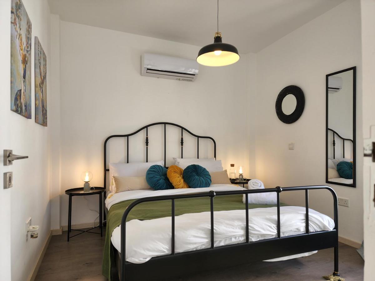 Frida's Cozy Two Bedroom Apt Larnaca Zewnętrze zdjęcie