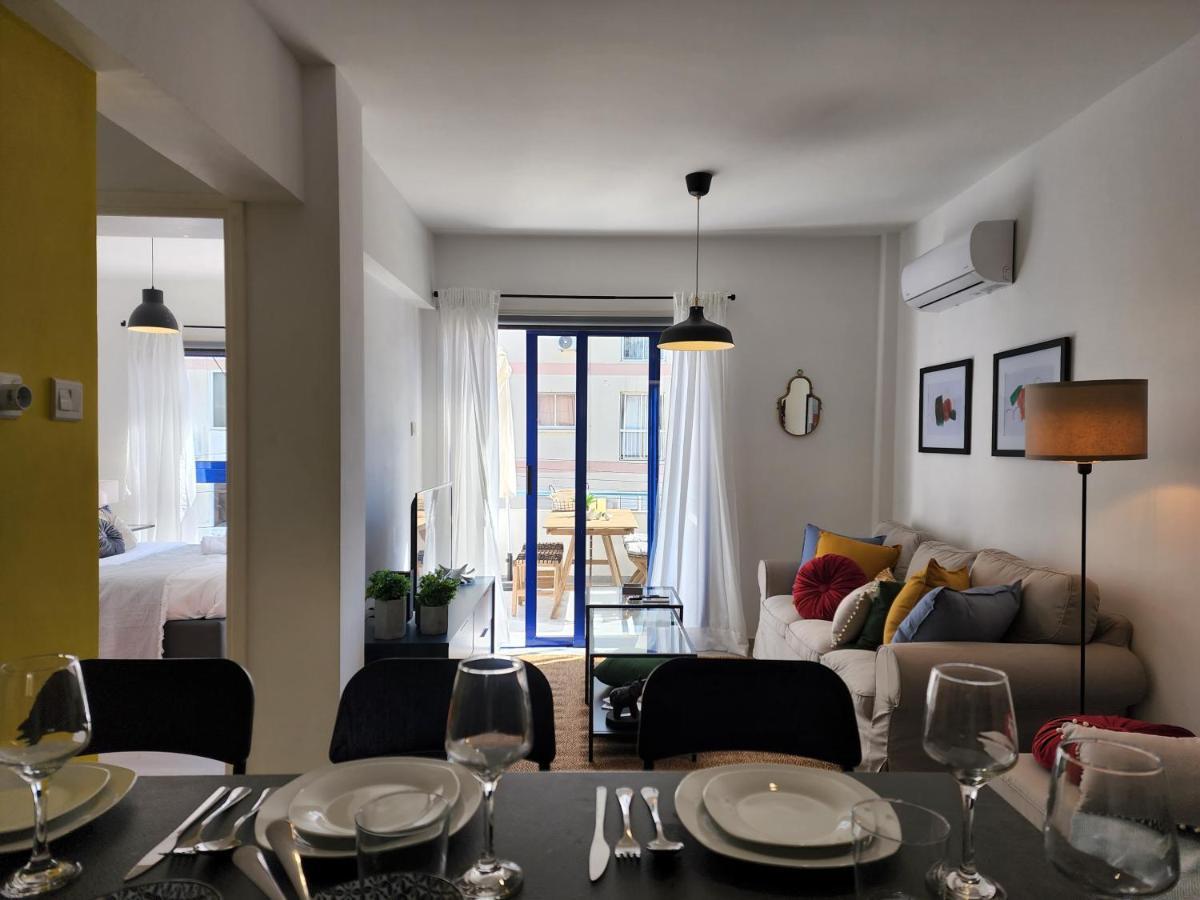Frida's Cozy Two Bedroom Apt Larnaca Zewnętrze zdjęcie