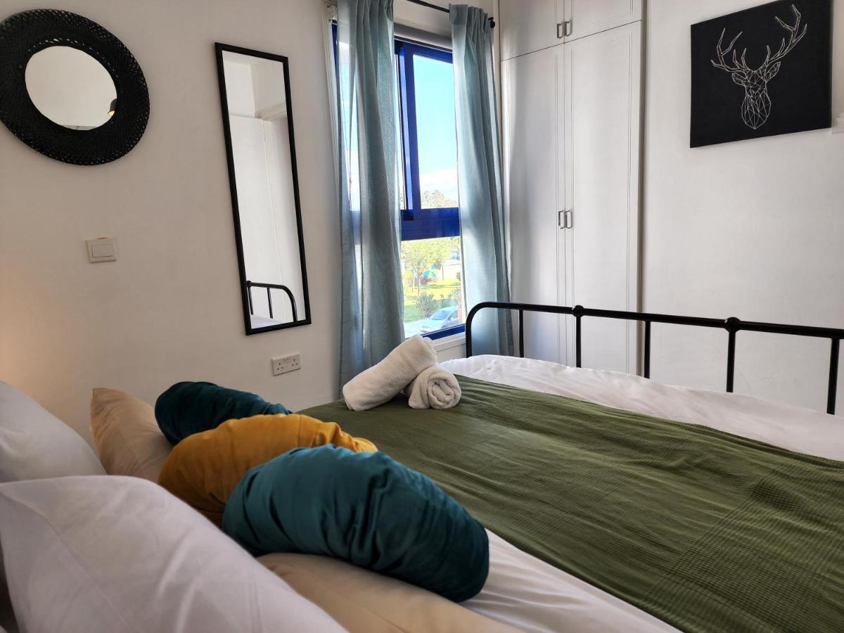 Frida's Cozy Two Bedroom Apt Larnaca Zewnętrze zdjęcie