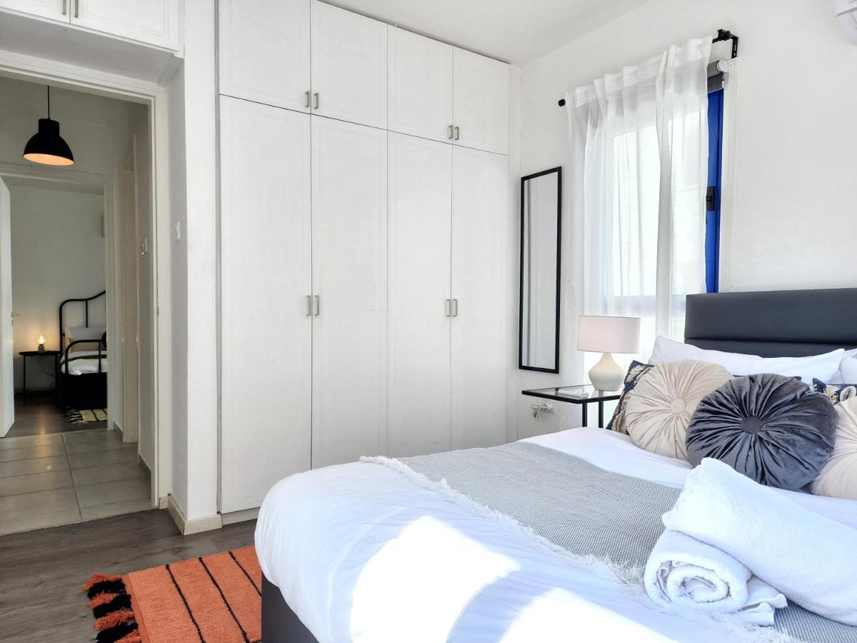 Frida's Cozy Two Bedroom Apt Larnaca Zewnętrze zdjęcie